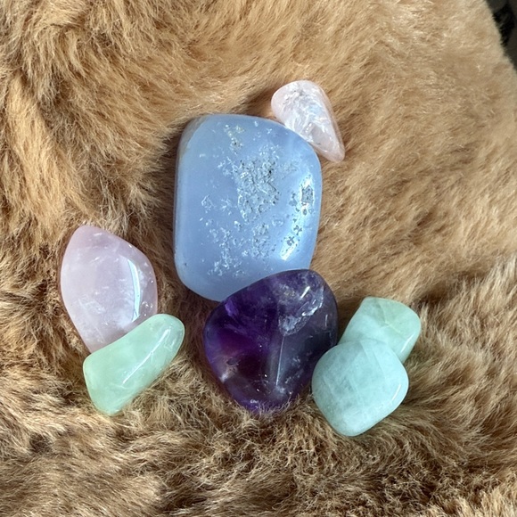 Blue Lace Agate Stone - Picture 1 of 6